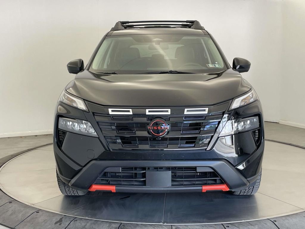 Used 2025 Nissan Rogue SV AWD/4WD image 10