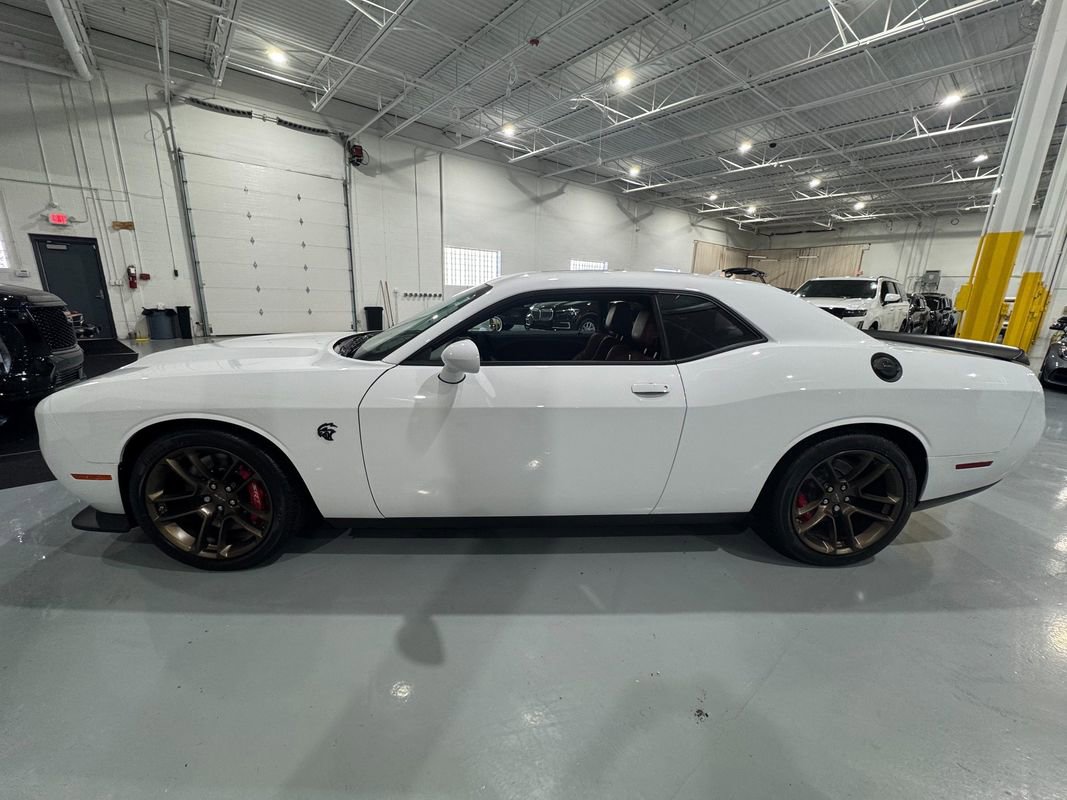 Used 2023 Dodge Challenger SRT Hellcat w/ Driver Convenience Group image 4