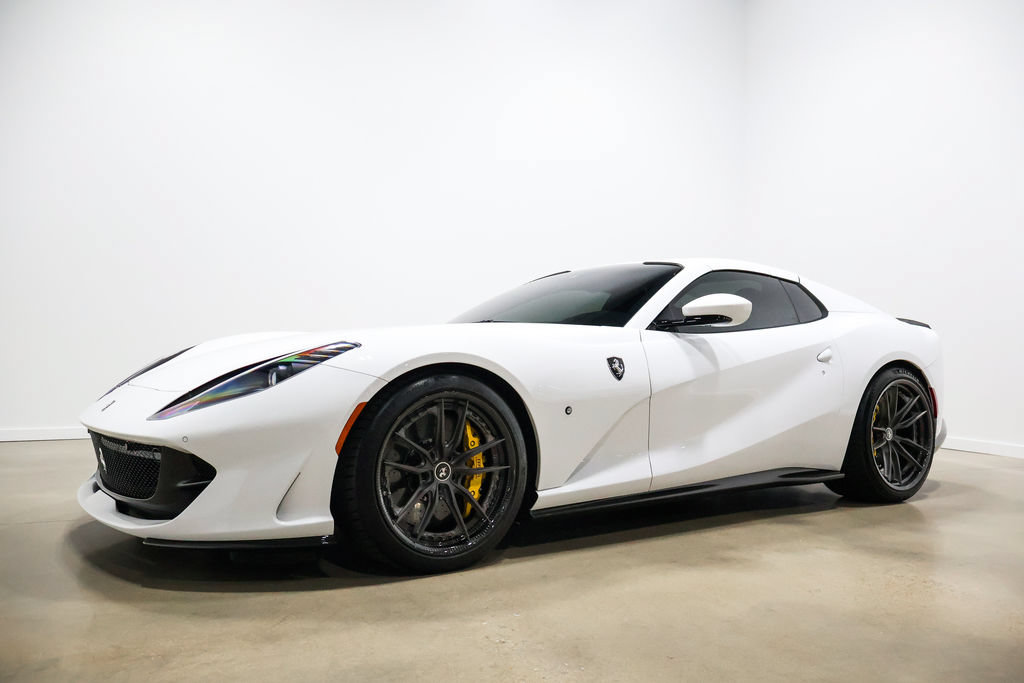 Used 2022 Ferrari 812 GTS RWD image 17