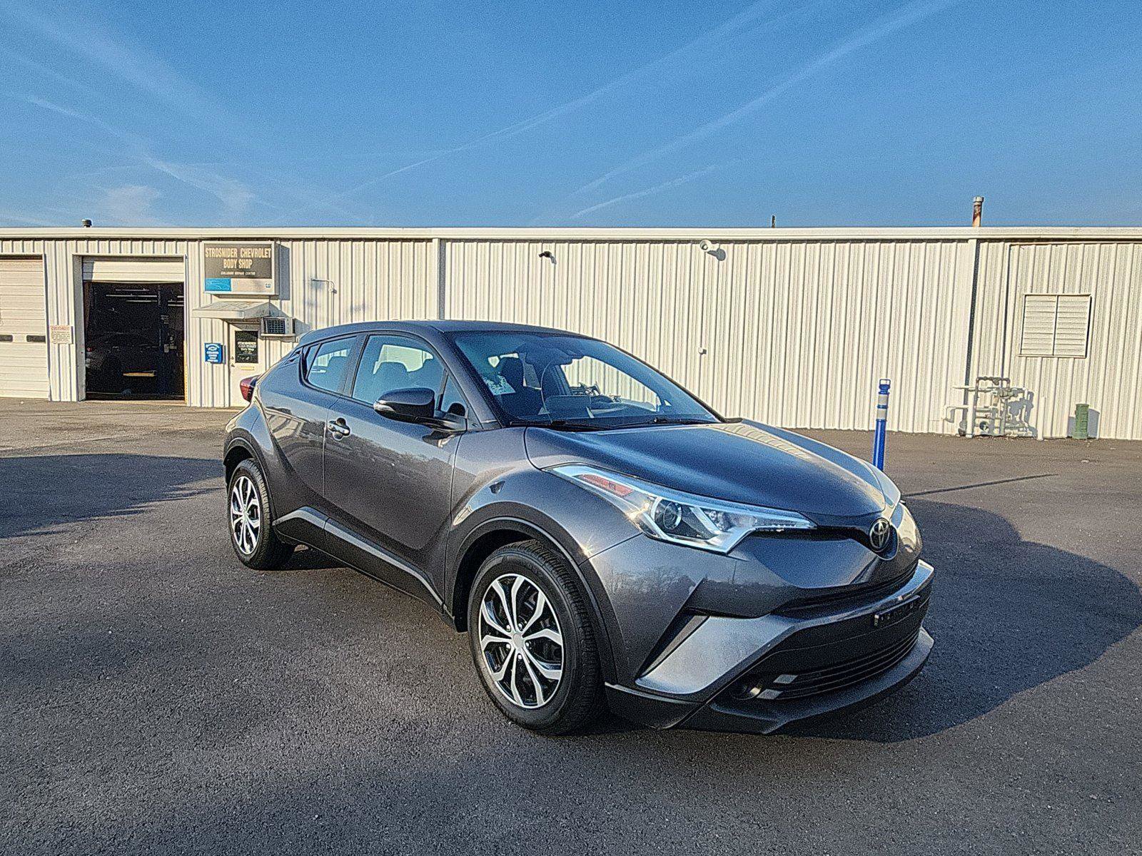 Used 2019 Toyota C-HR LE image 7