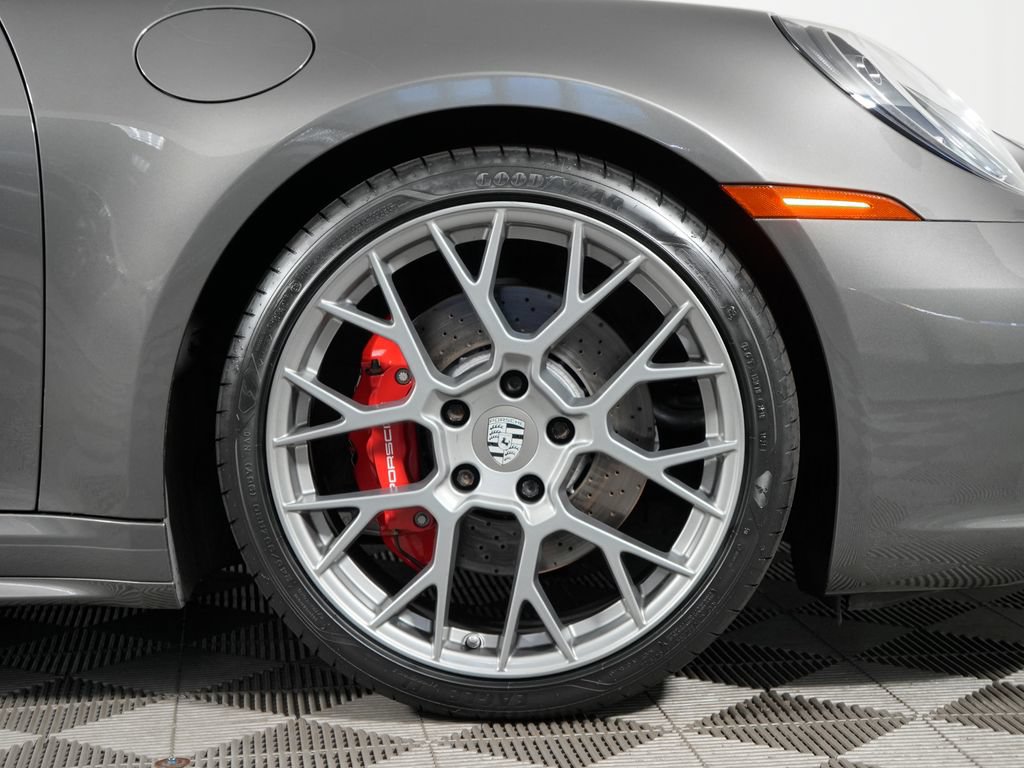 Certified 2021 Porsche 911 Targa 4S AWD/4WD image 23