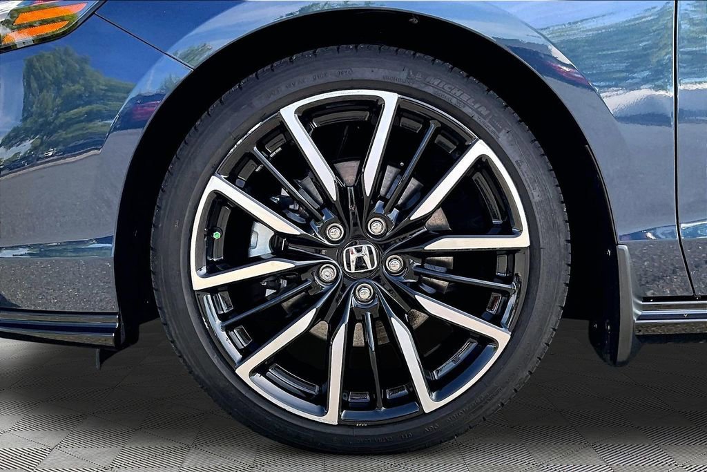 Used 2024 Honda Accord Touring image 22