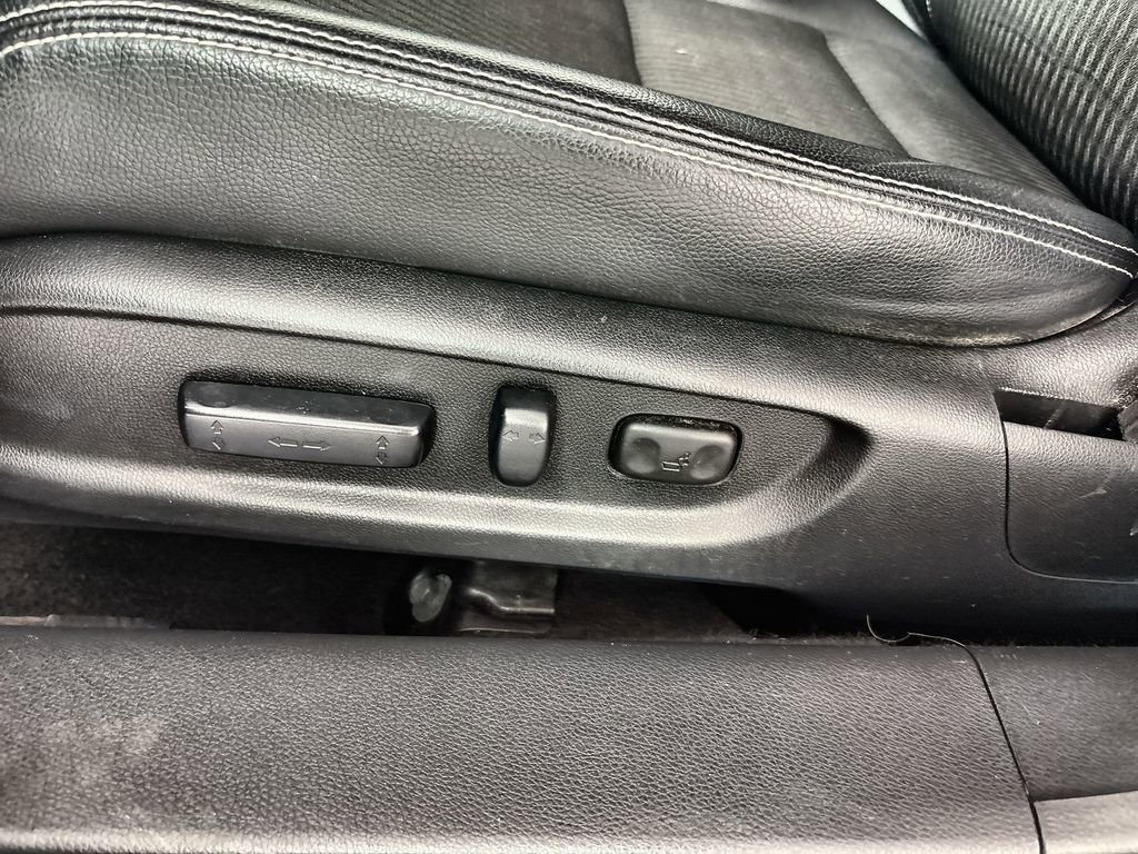 Used 2016 Honda Accord Sport image 14