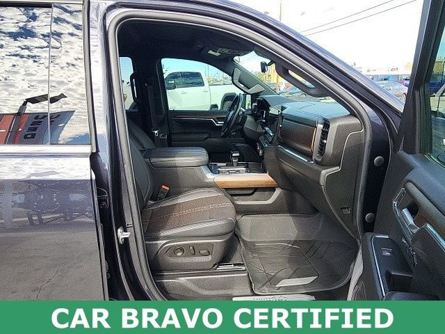 Certified 2024 Chevrolet Silverado 1500 High Country w/ Technology Package image 34
