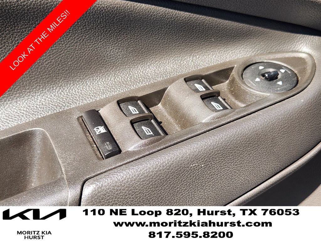 Used 2015 Ford Escape S FWD image 25