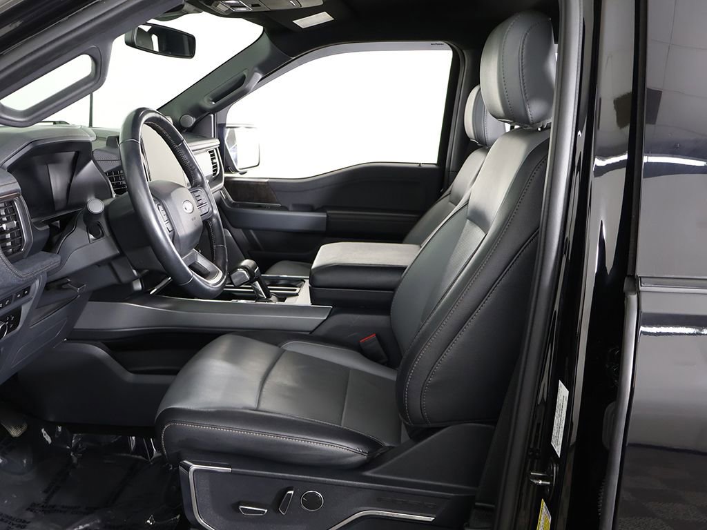 Used 2023 Ford F150 Lightning Lariat AWD/4WD image 32