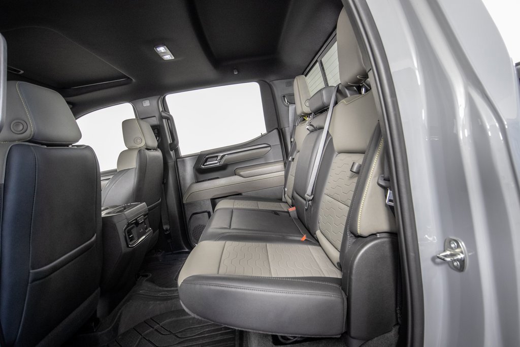 Used 2024 Chevrolet Silverado 1500 ZR2 w/ Technology Package image 8