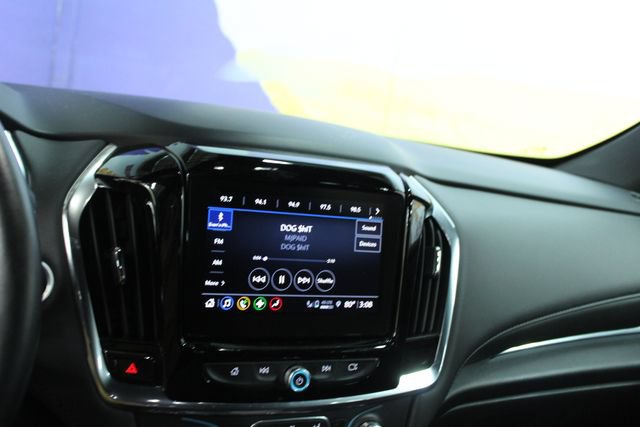 Used 2023 Chevrolet Traverse LT FWD image 16
