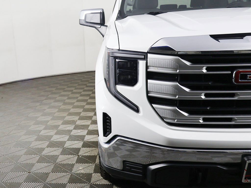 Used 2023 GMC Sierra 1500 SLE AWD/4WD image 13