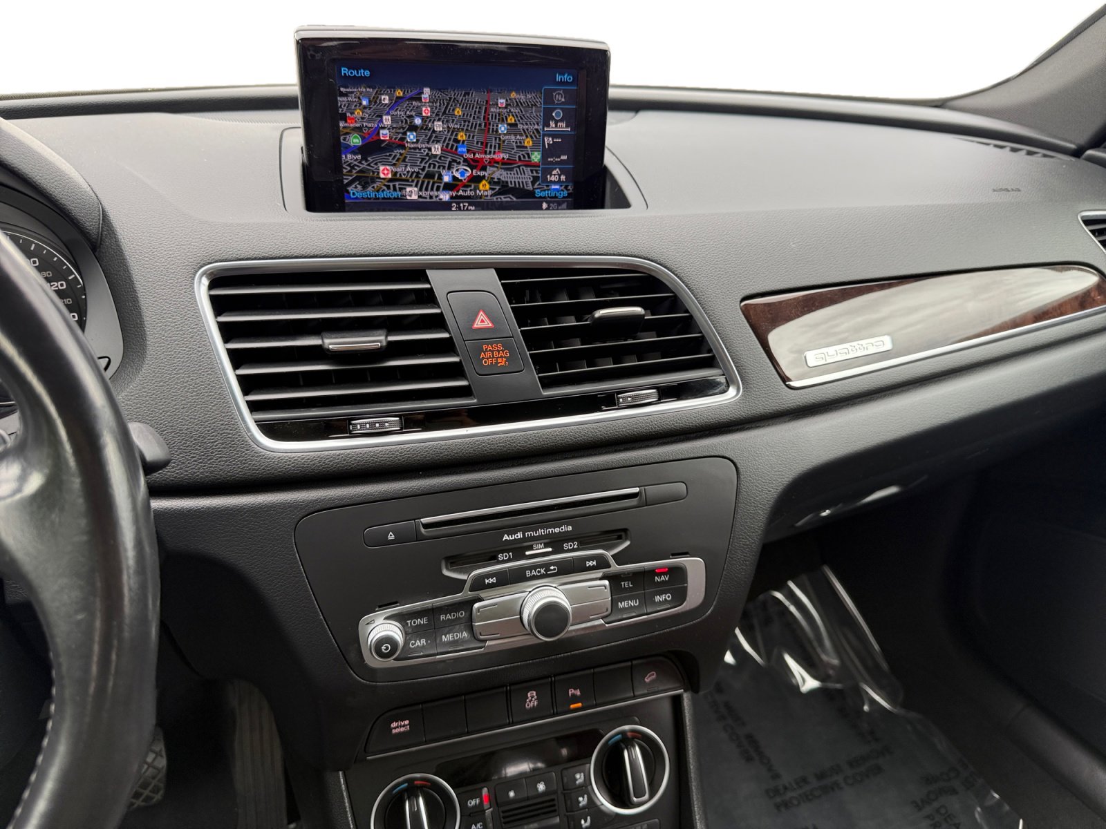 Used 2016 Audi Q3 2.0T Premium Plus w/ Technology Package image 12