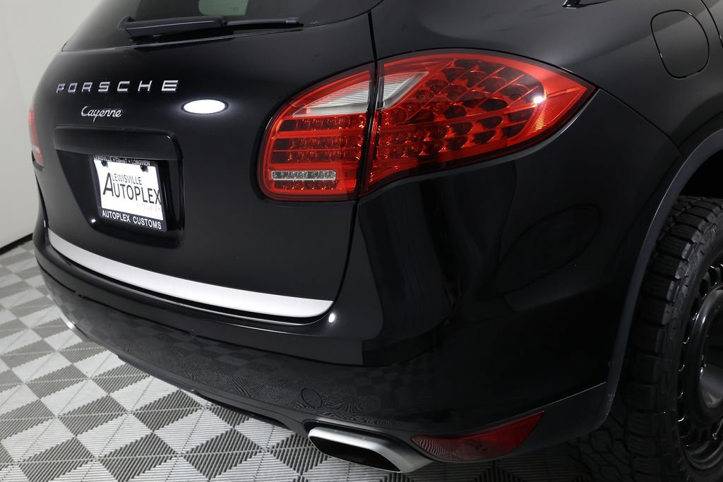 Used 2014 Porsche Cayenne Diesel Platinum Edition AWD/4WD image 55