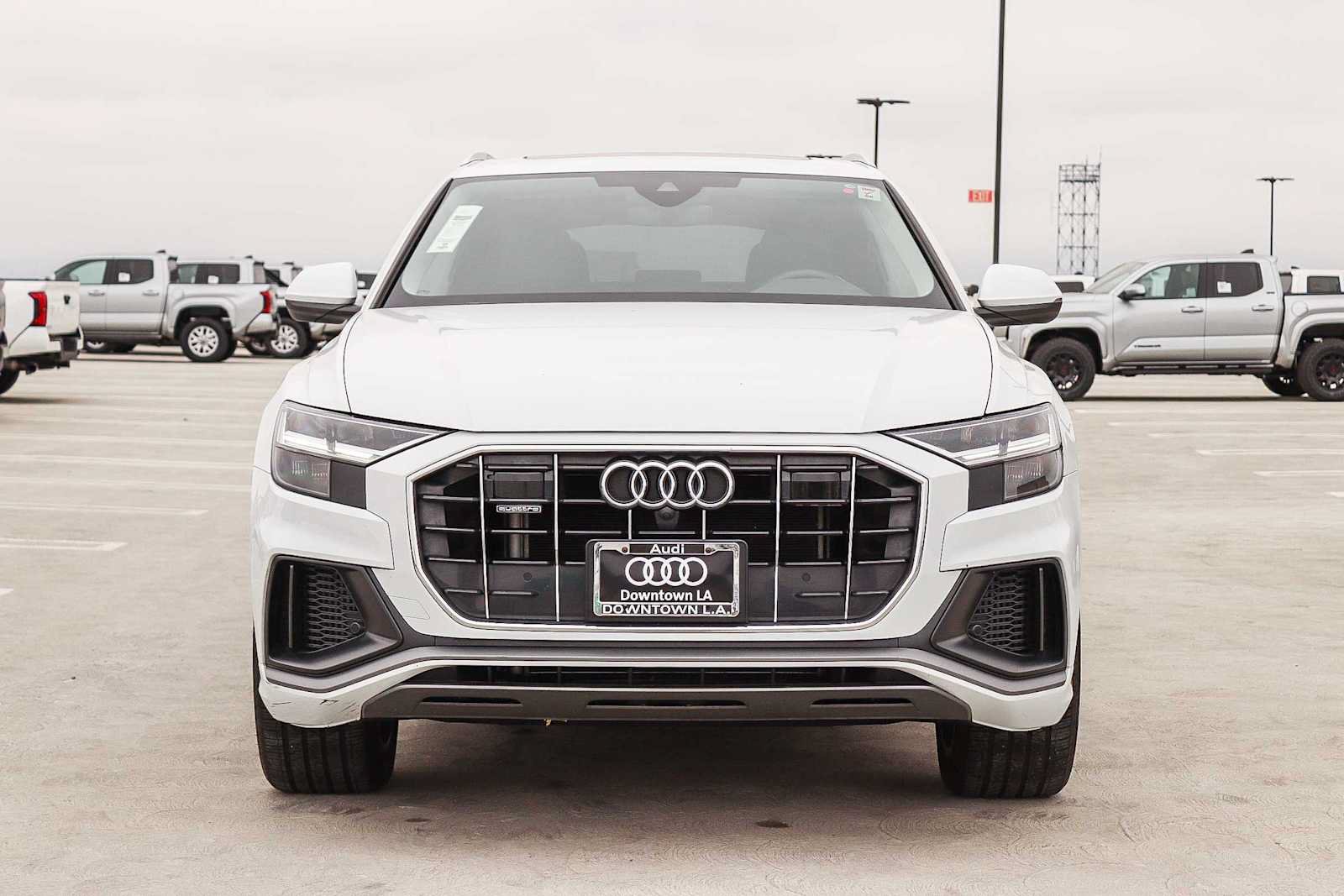Used 2022 Audi Q8 Premium Plus w/ Premium Plus Package AWD/4WD image 2