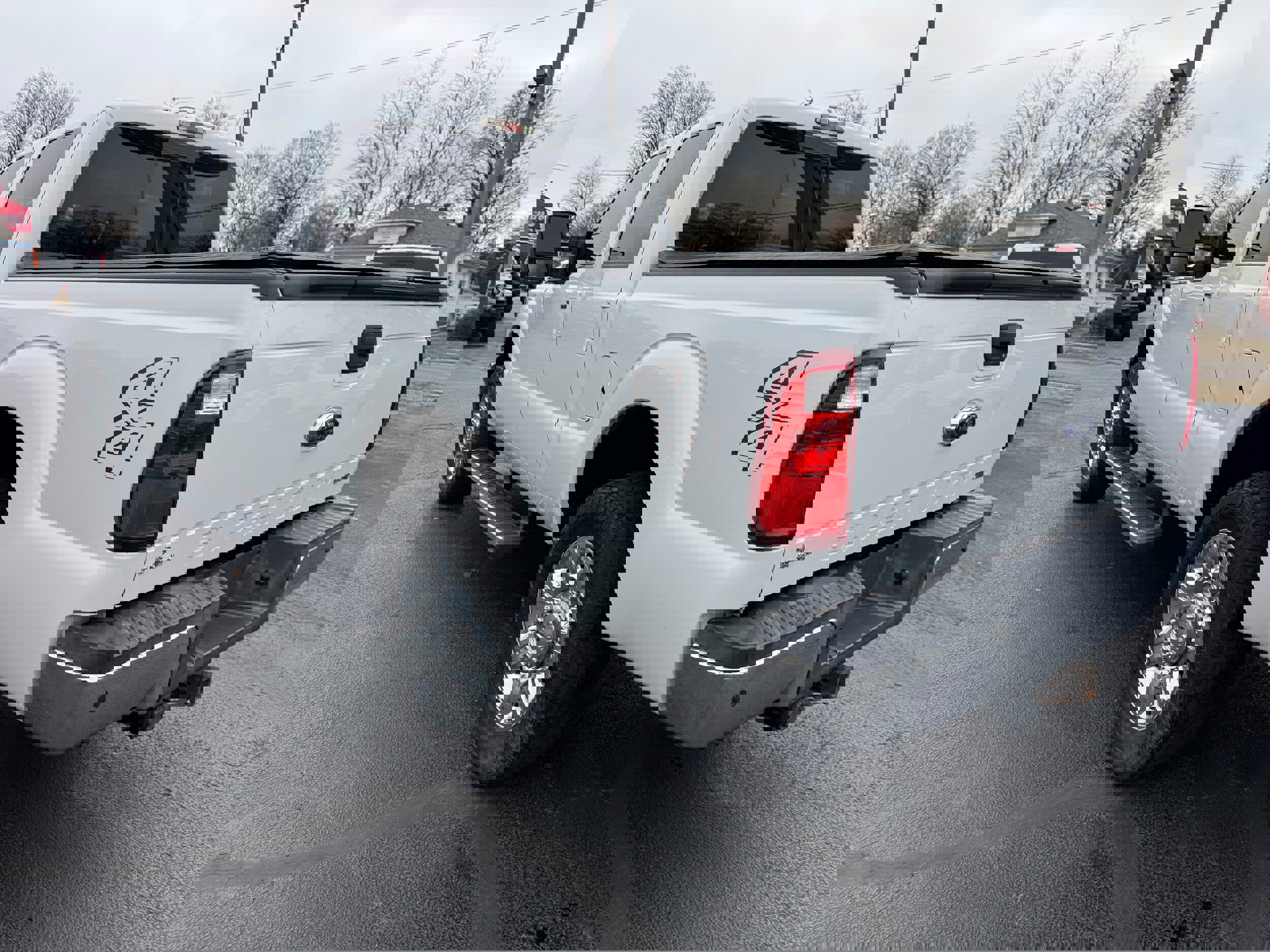 Used 2015 Ford F250 Lariat w/ Lariat Ultimate Package image 5