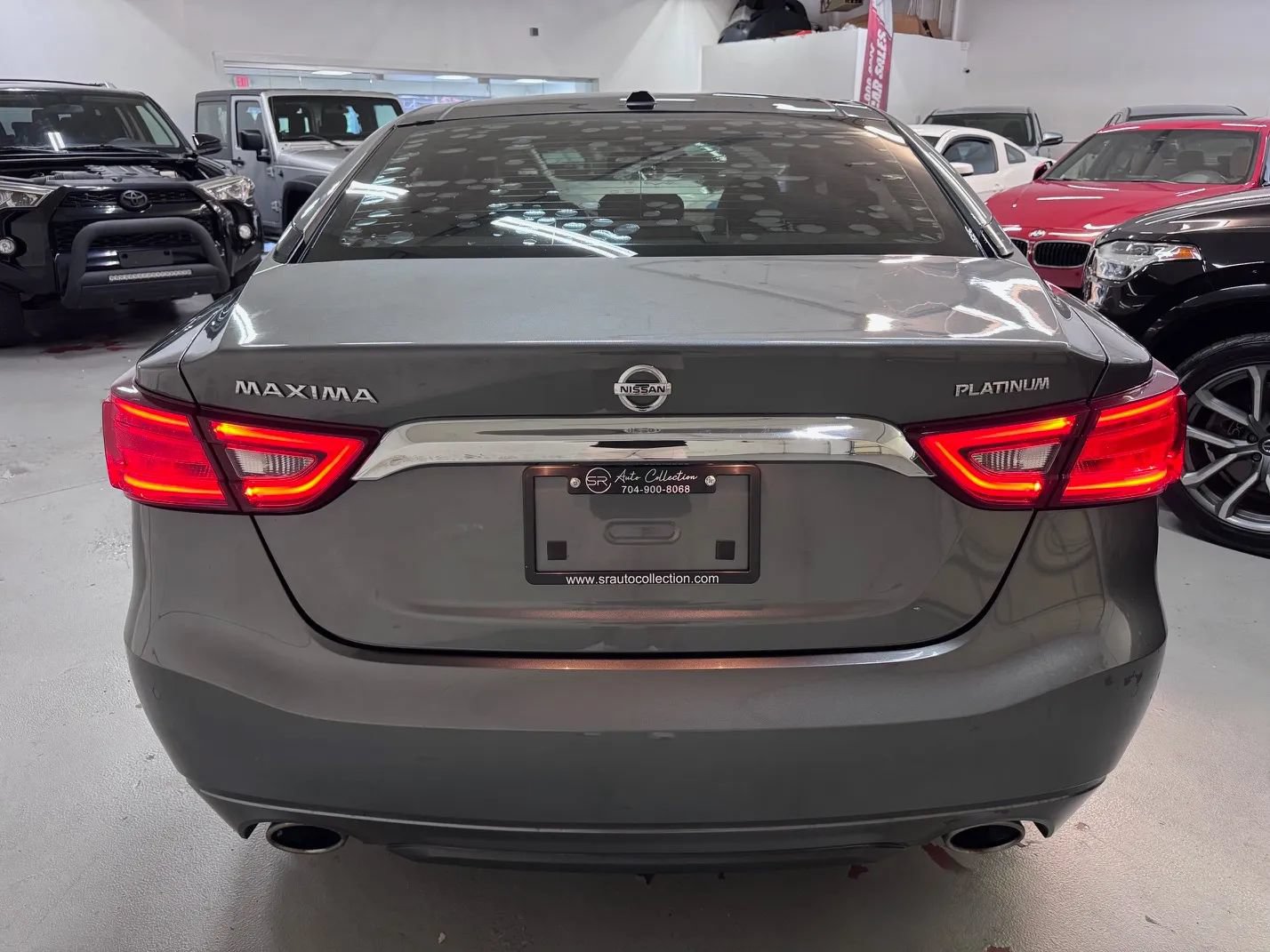 Used 2017 Nissan Maxima SR FWD image 4