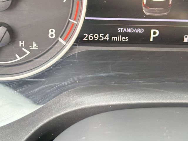 Used 2025 Nissan Rogue SV image 2