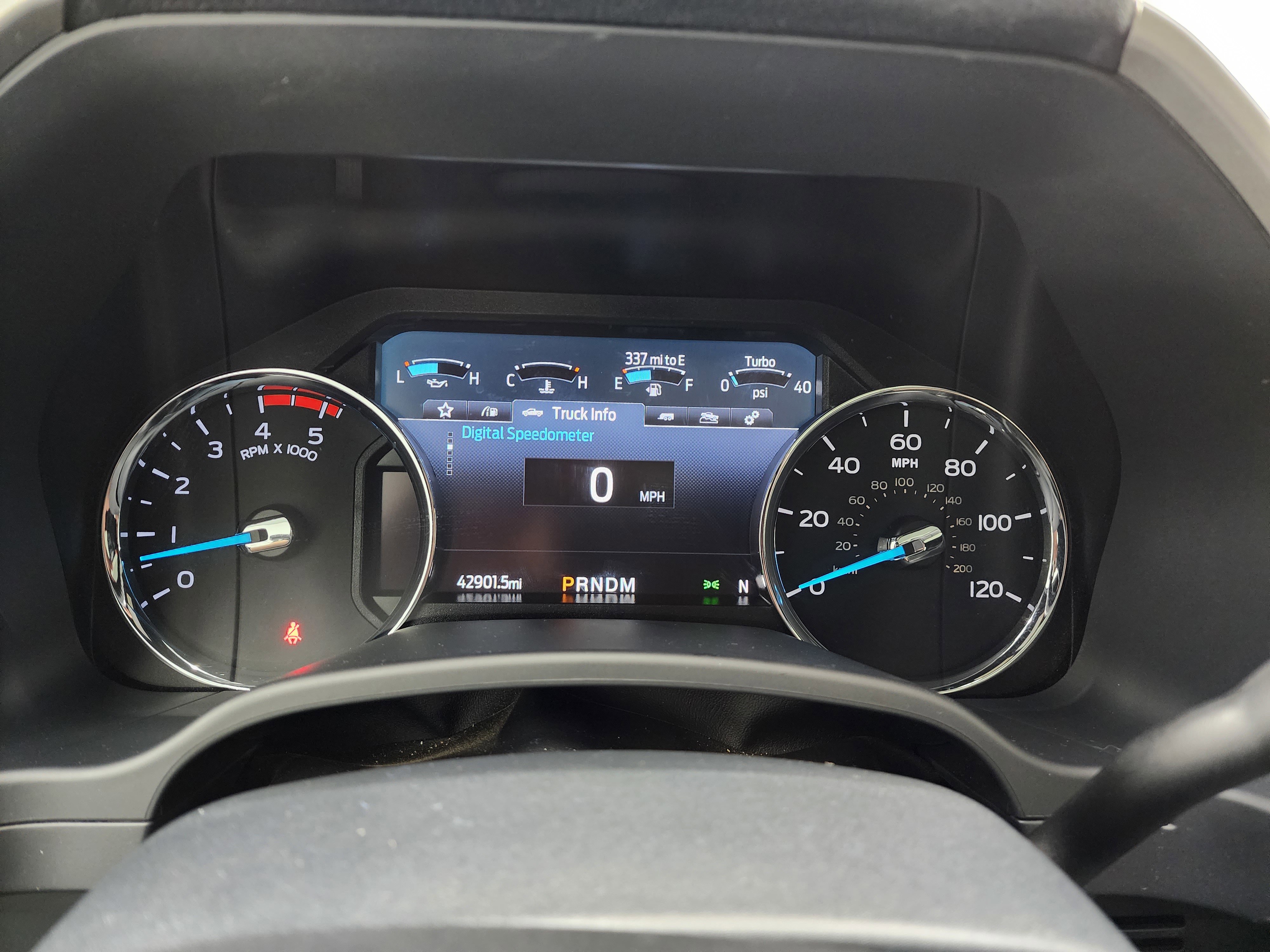 Used 2022 Ford F350 Lariat image 10