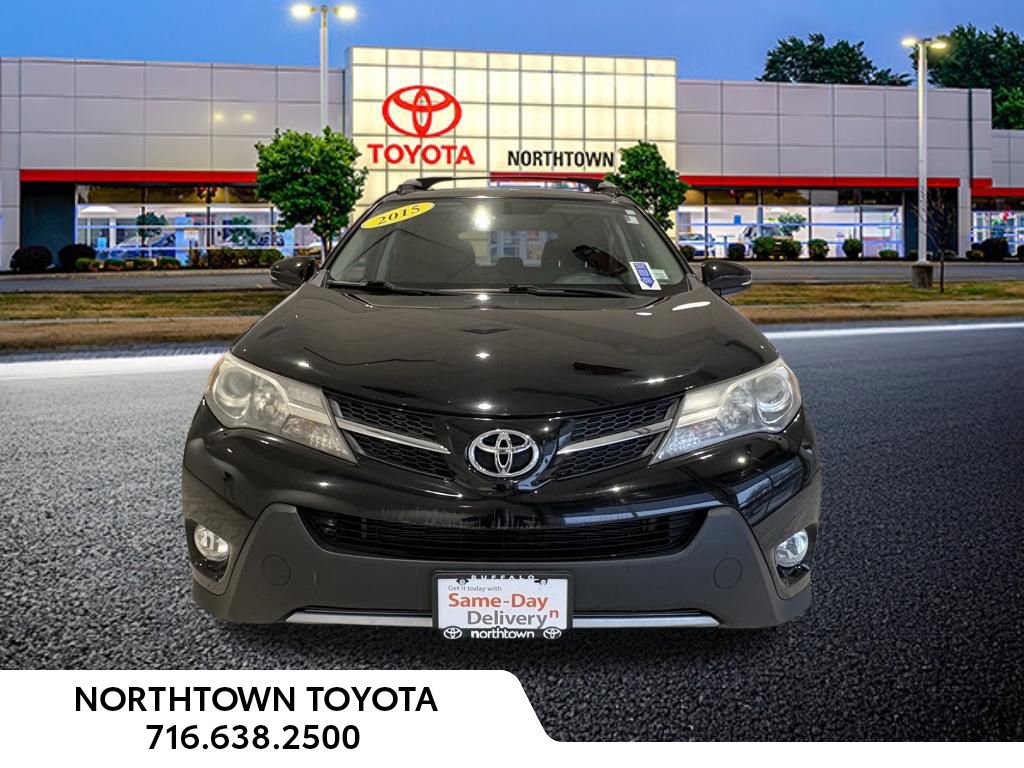 Used 2015 Toyota RAV4 XLE AWD/4WD image 5