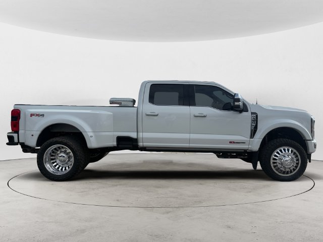 Certified 2025 Ford F450 Platinum w/ Platinum Plus Package AWD/4WD image 7