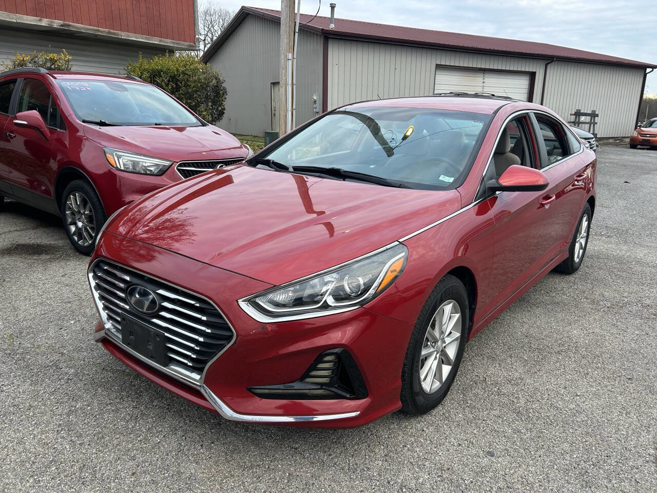 Used 2019 Hyundai Sonata SE image 2