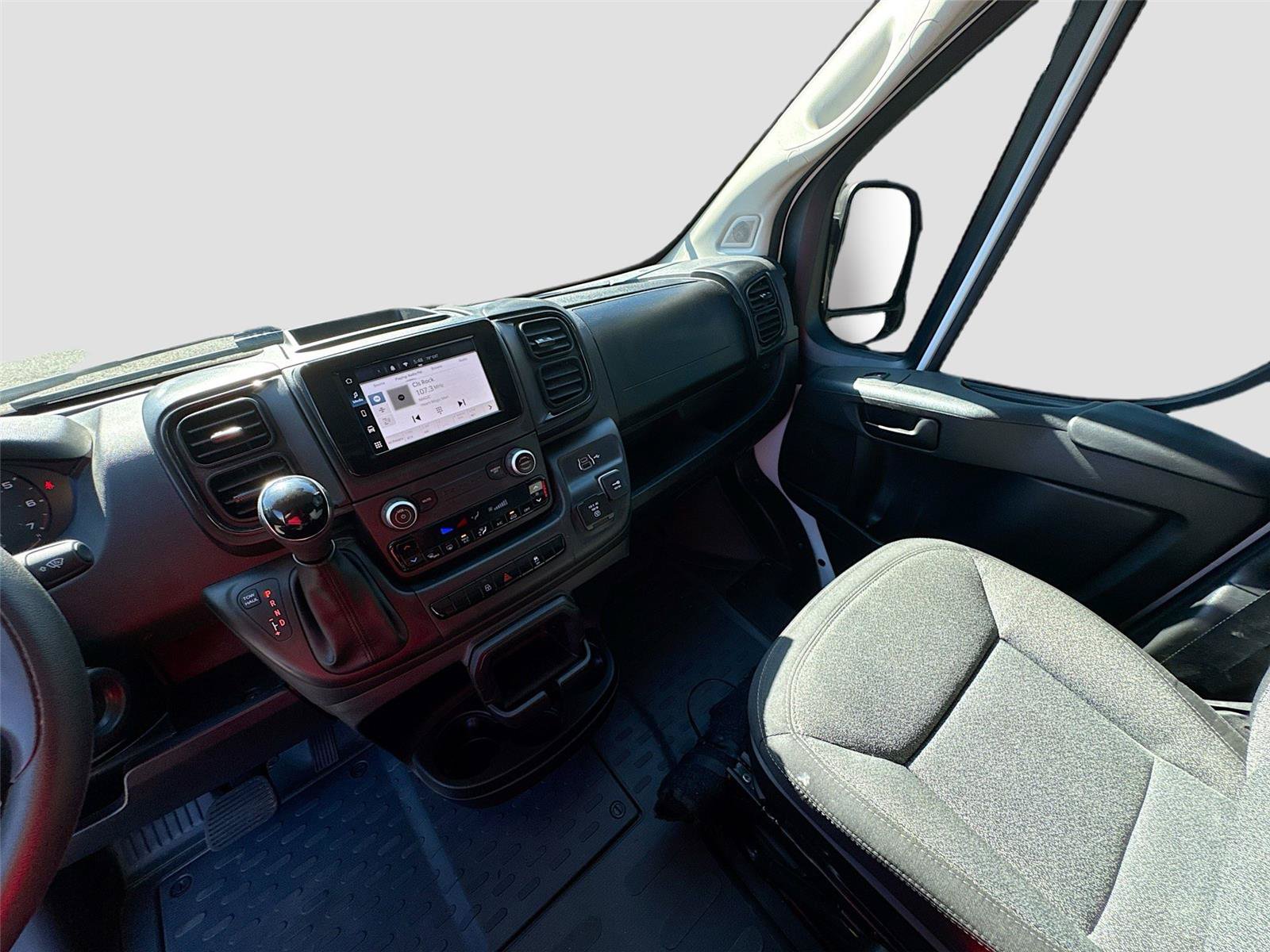 Used 2024 RAM ProMaster 1500 w/ Convenience Group FWD image 8