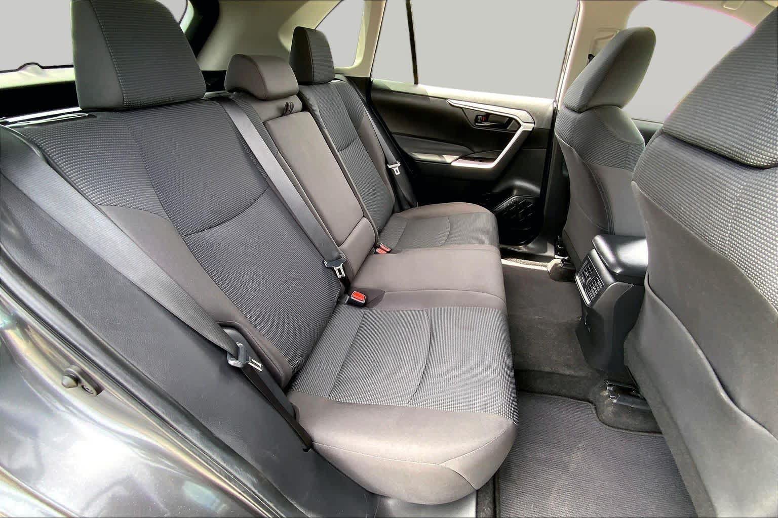 Used 2023 Toyota RAV4 LE FWD image 19