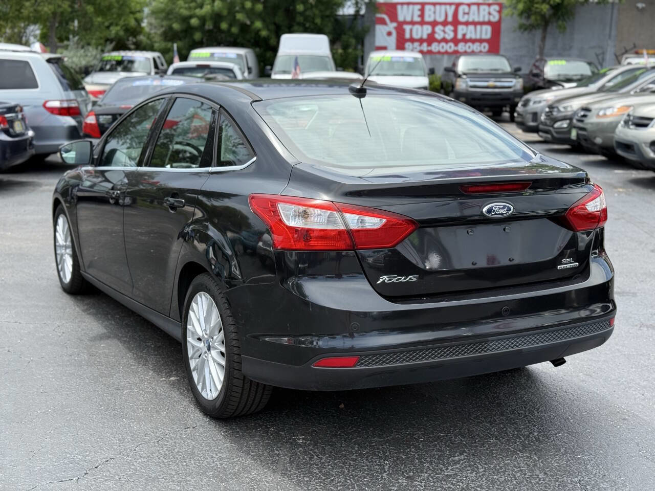 Used 2012 Ford Focus SEL image 4