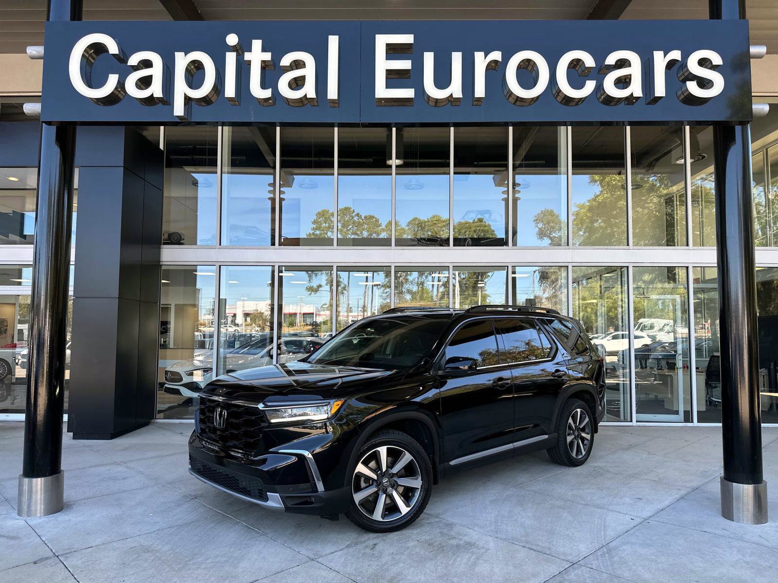 Used 2023 Honda Pilot Elite