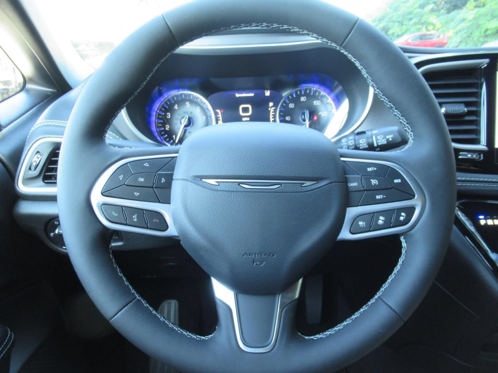 New 2027 Chrysler Pacifica Select FWD image 23