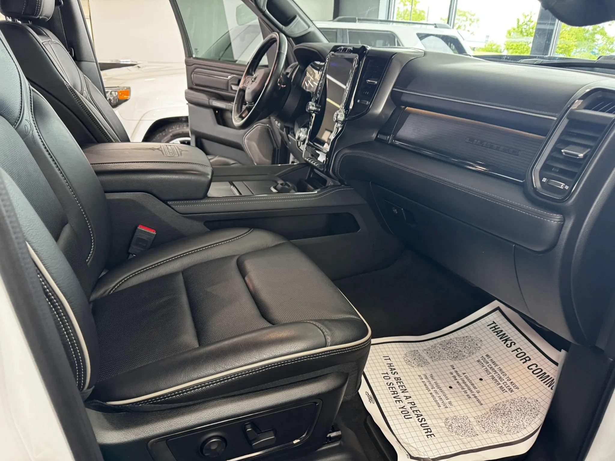 Used 2023 RAM 1500 Limited AWD/4WD image 13