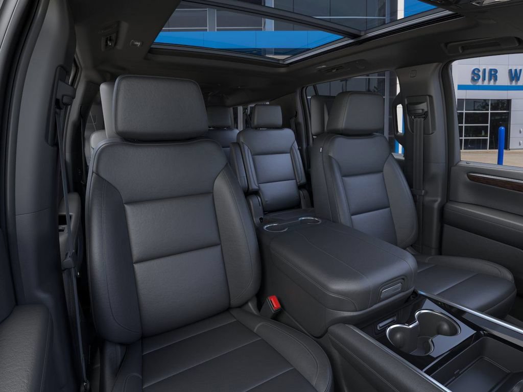 New 2026 Chevrolet Suburban Z71 w/ Z71 Off-Road Package AWD/4WD image 17