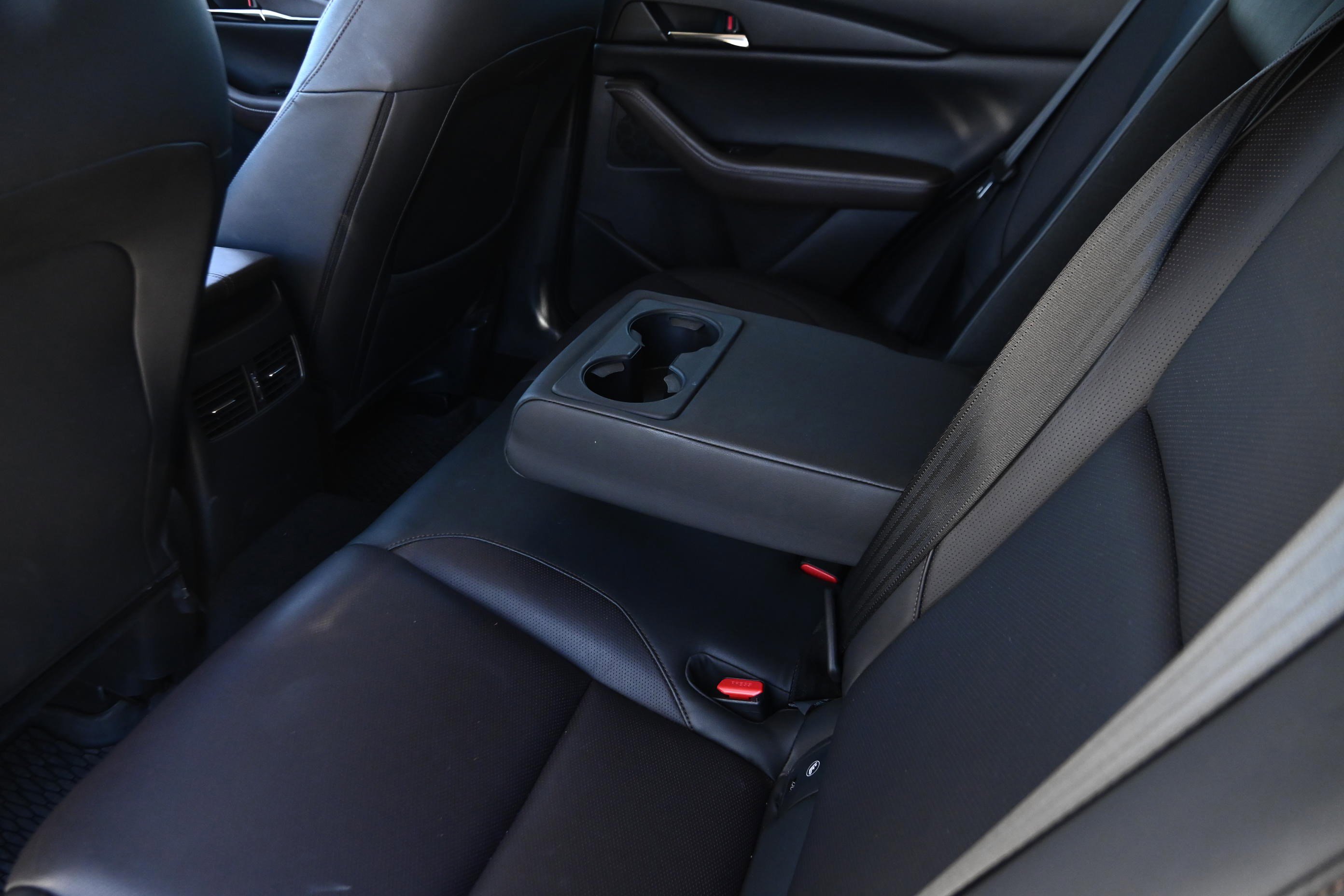 Used 2020 MAZDA CX-30 AWD w/ Premium Package image 11