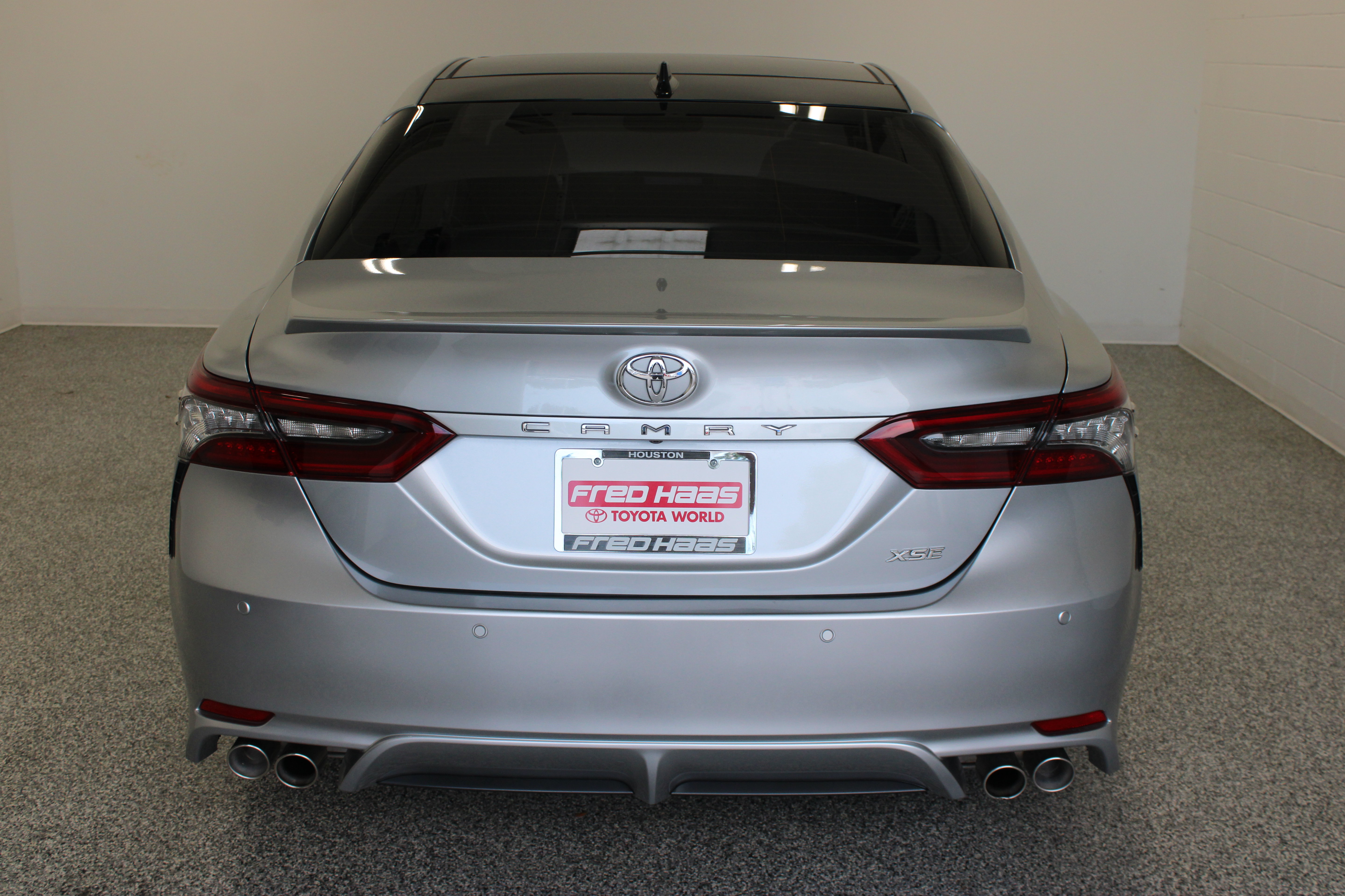 Used 2024 Toyota Camry XSE w/ Navigation Package FWD image 8