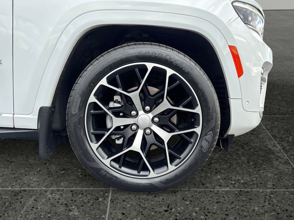 Used 2022 Jeep Grand Cherokee Summit image 9