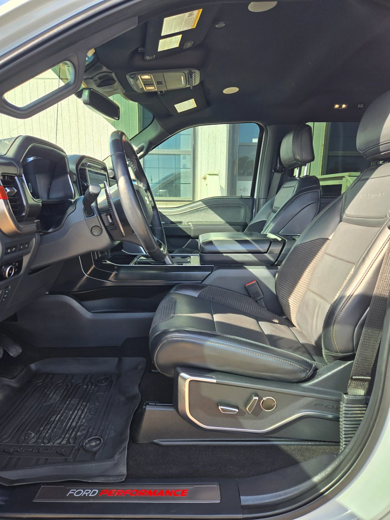 Used 2023 Ford F150 Raptor w/ Raptor 37 Performance Package AWD/4WD image 9
