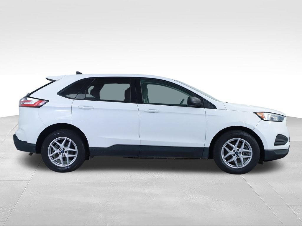 Used 2021 Ford Edge SE FWD image 12