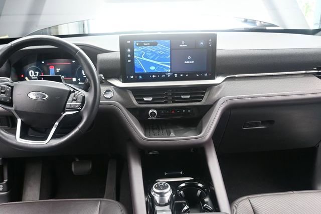 Used 2025 Ford Explorer Platinum w/ LUX Leather Package AWD/4WD image 18