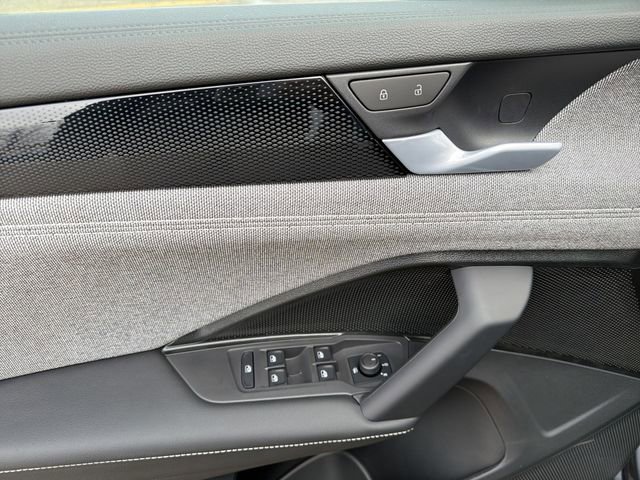 New 2026 Volkswagen Tiguan S image 14