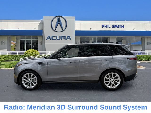Used 2025 Land Rover Range Rover Sport SE AWD/4WD image 2