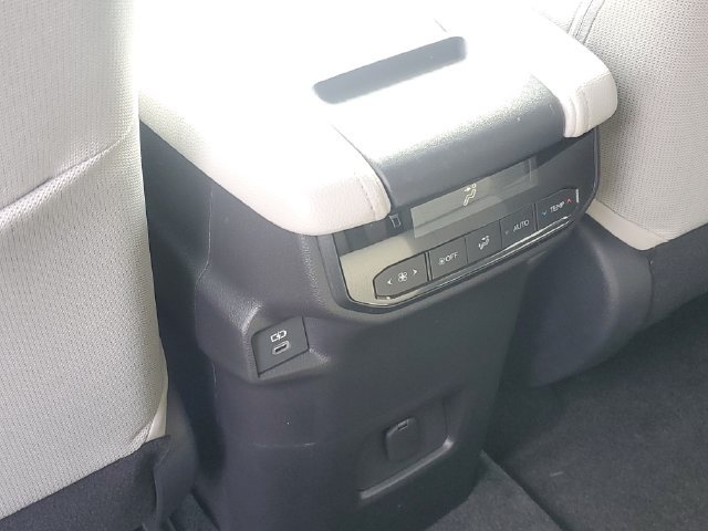 New 2026 Toyota Grand Highlander AWD image 11