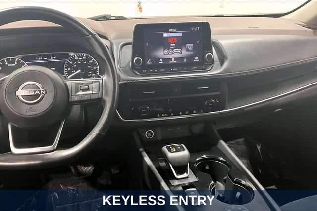 Used 2023 Nissan Rogue S AWD/4WD image 12