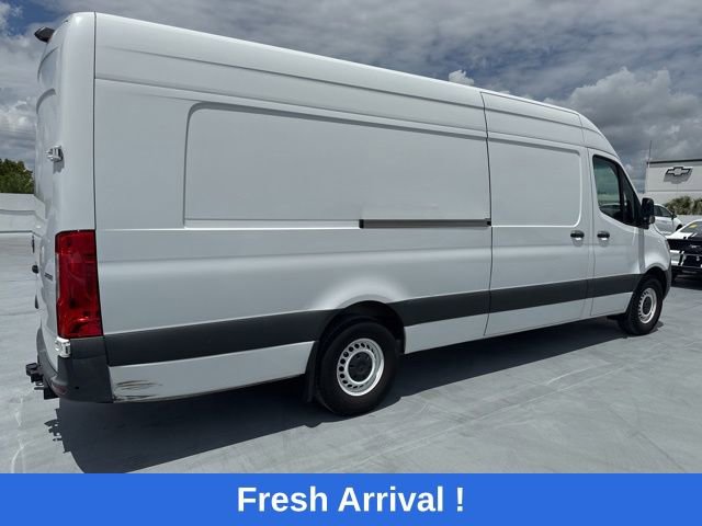 Used 2024 Mercedes-Benz Sprinter 2500 image 10