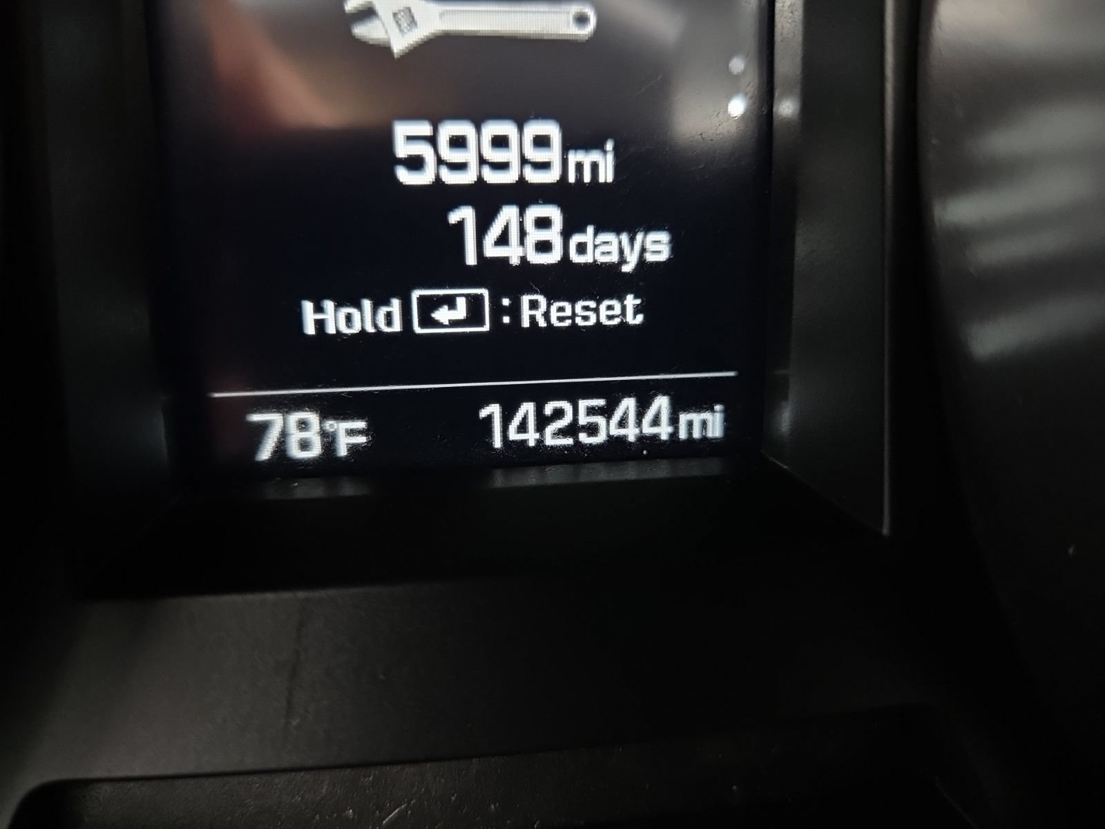 Used 2018 Hyundai Santa Fe Sport FWD image 23