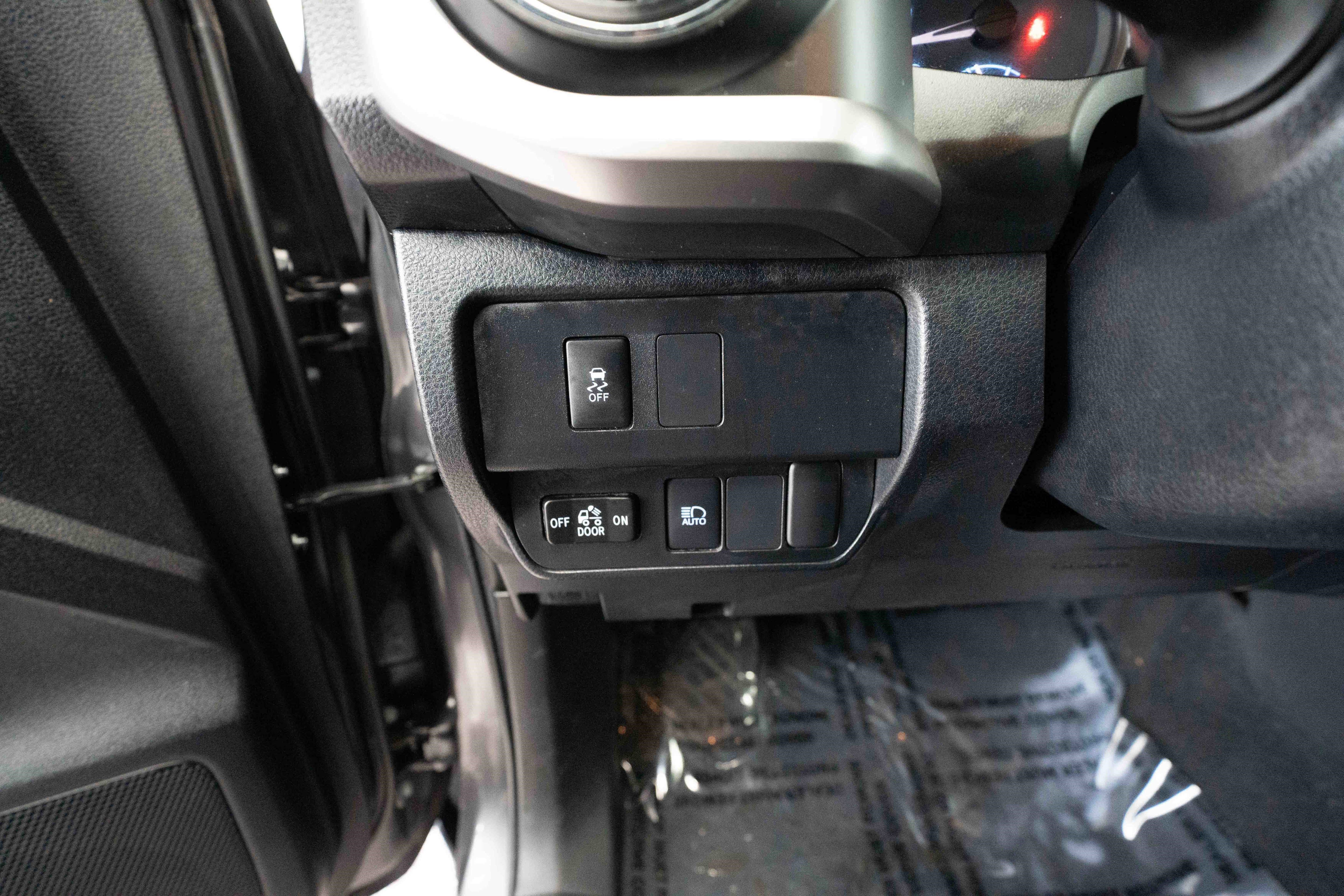 Certified 2023 Toyota Tacoma SR5 image 12