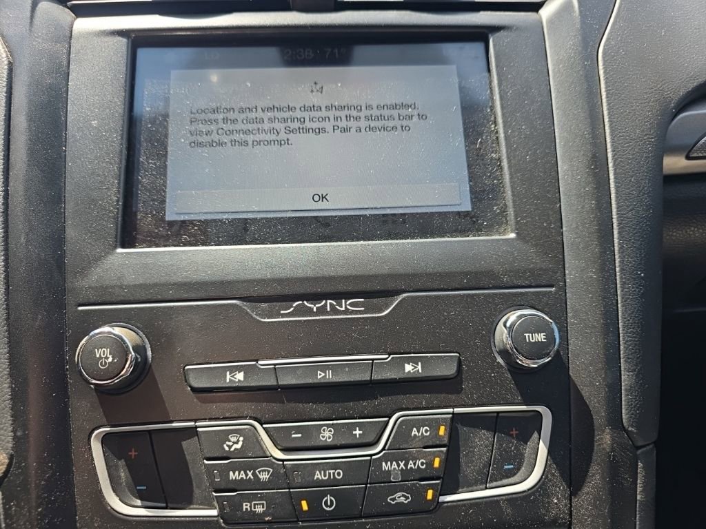 Used 2019 Ford Fusion SE w/ Equipment Group 151A image 25