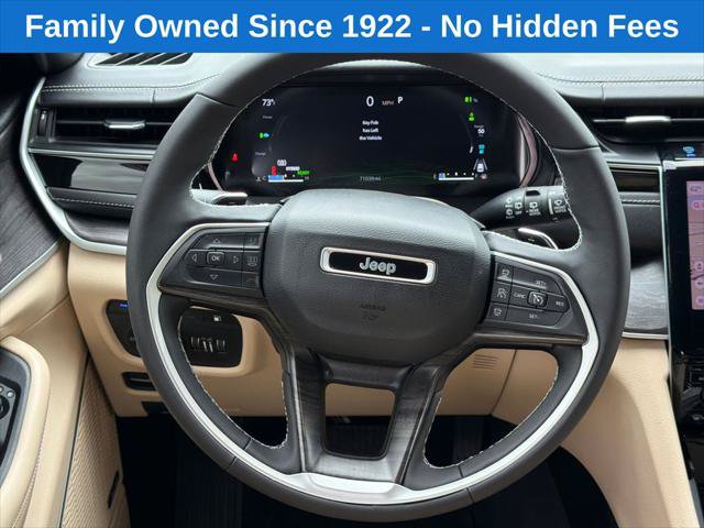 Certified 2022 Jeep Grand Cherokee Limited 4xe w/ Luxury Tech Group II AWD/4WD image 25