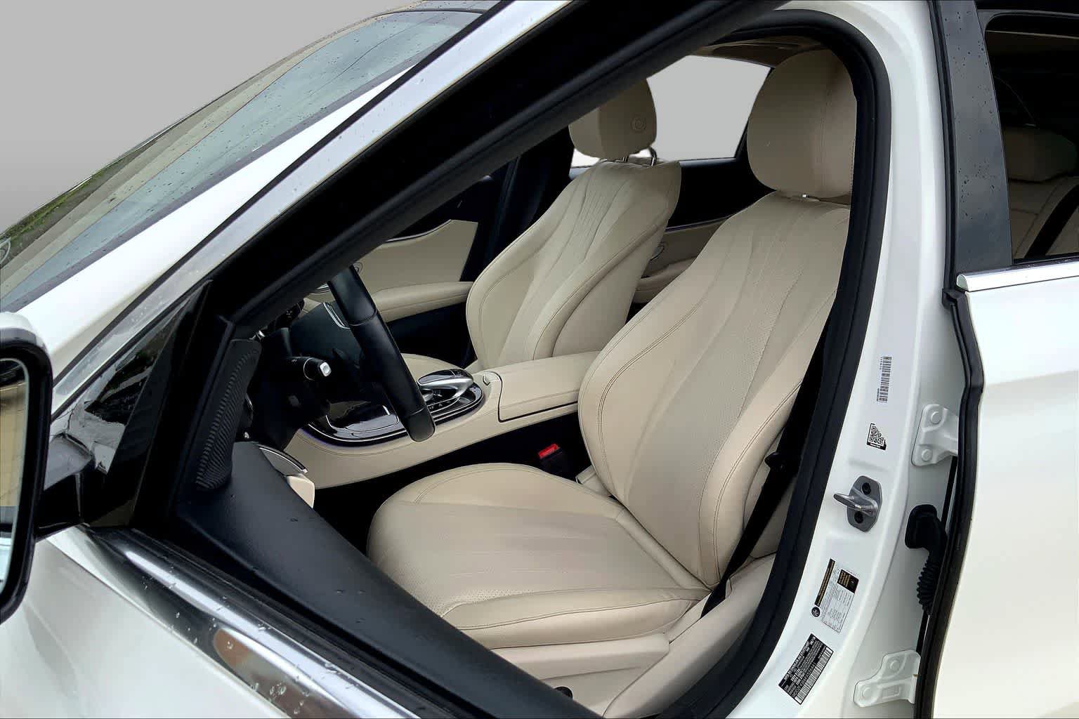 Used 2019 Mercedes-Benz E 300 image 8