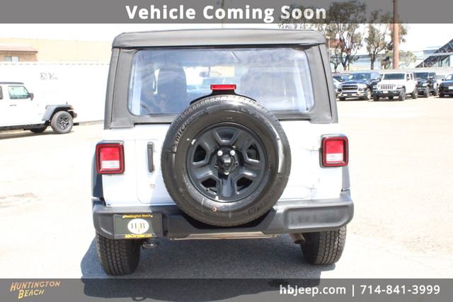 Used 2023 Jeep Wrangler Sport image 5