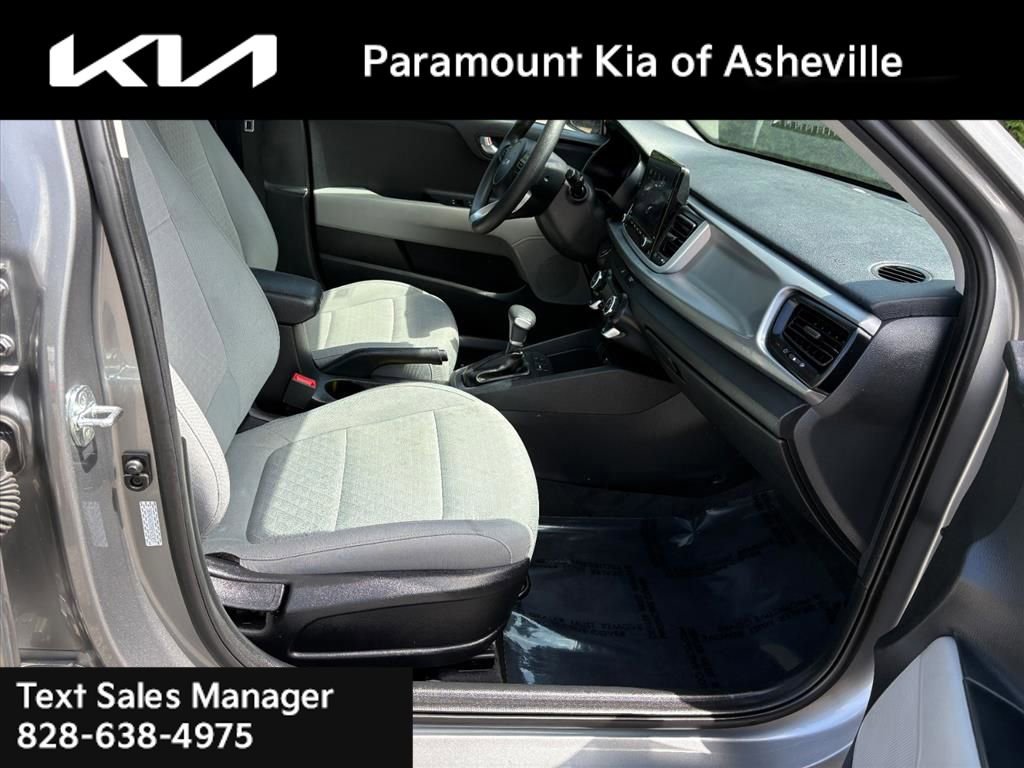 Used 2022 Kia Rio S w/ Technology Package FWD image 17