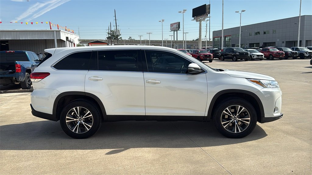 Used 2019 Toyota Highlander Plus image 6