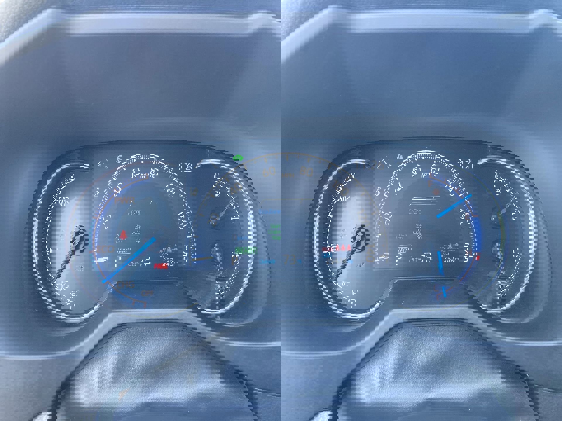 Certified 2025 Toyota RAV4 LE image 10